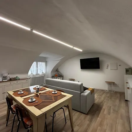 Apartment Casa Manzoni - Larihome A84 Gravedona