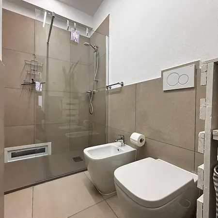 Casa Manzoni - Larihome A84 Apartment