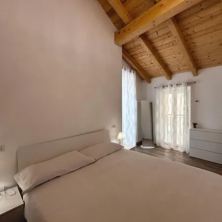 Casa Manzoni - Larihome A84 Apartment *